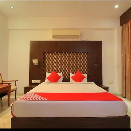Grand Milestone Hotel Maisur Dış mekan fotoğraf