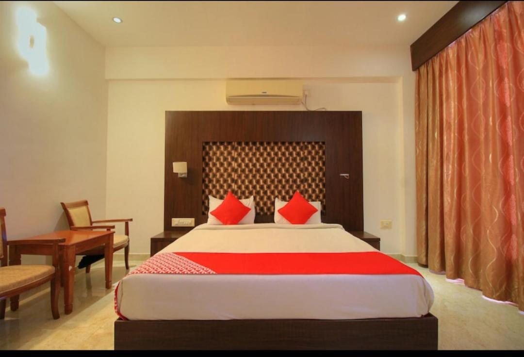 Grand Milestone Hotel Maisur Dış mekan fotoğraf